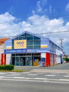 GEO豊橋花田店前