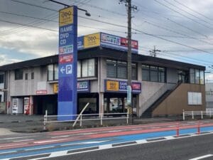 GEO刈谷稲場店前