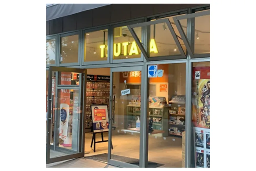 TSUTAYA流山おおたかの森店出入口
