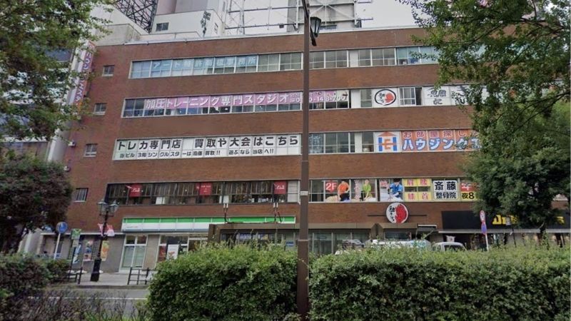 MTG専門店 シングルスターが入る建物