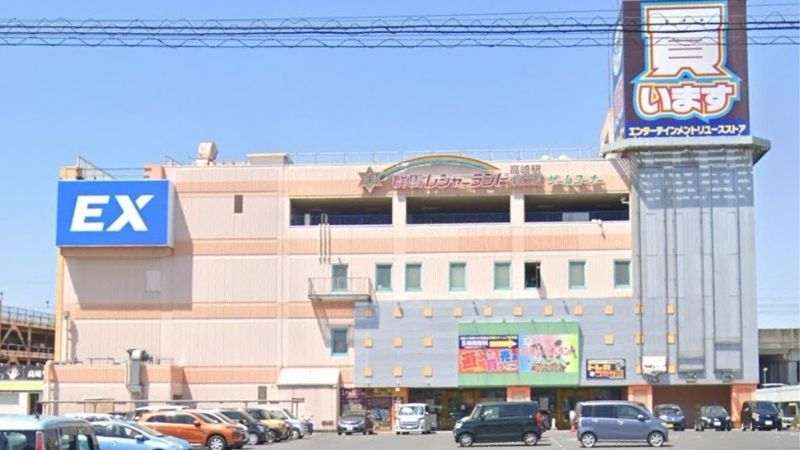 @コミかる 高崎店が入る建物