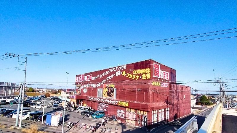 万代書店 川越店外観