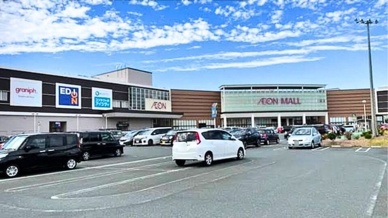 エディオン イオンモール浜松市野店が入るショッピングモール