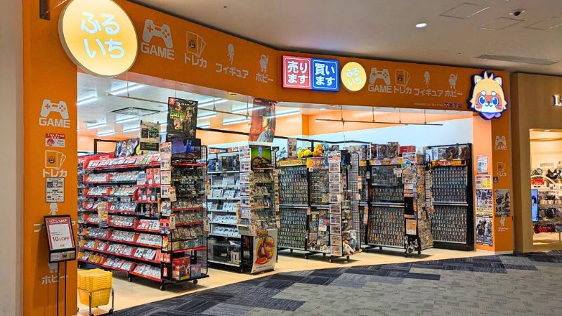 ふるいちイオンモール宮崎店出入口
