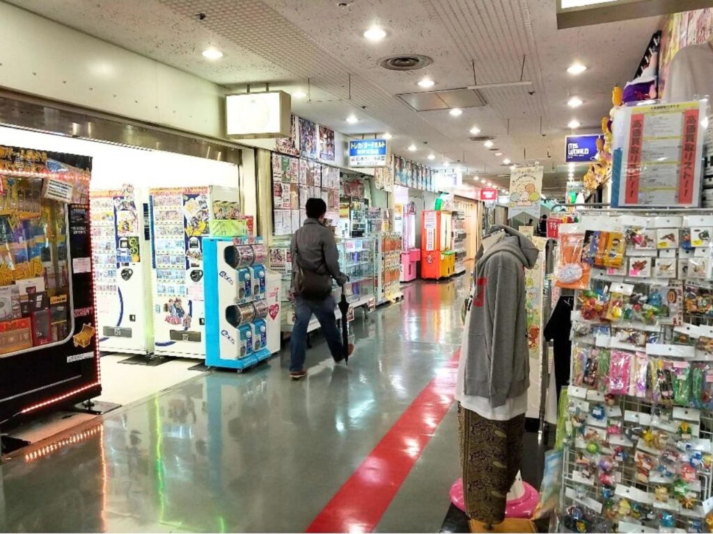 カードカルト神戸三宮店