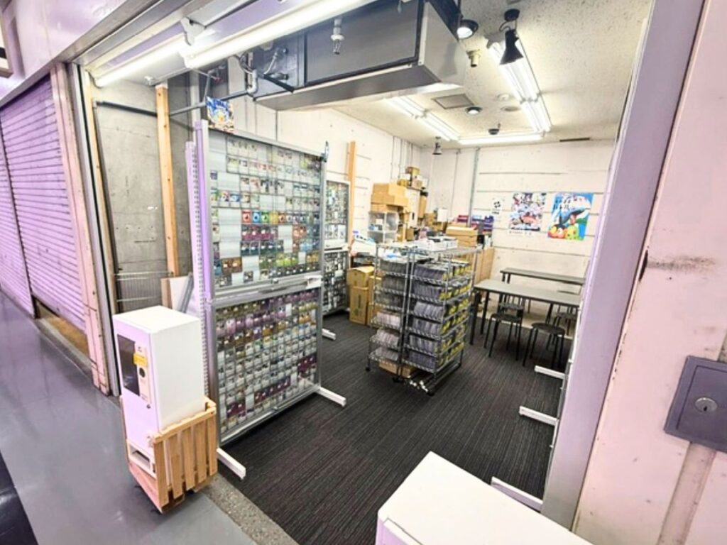 カードショップ トレワン三宮店