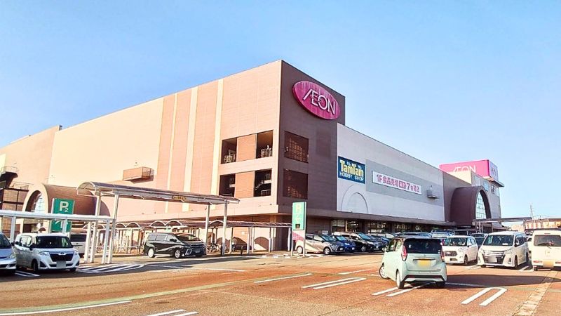 イオン金沢店外観